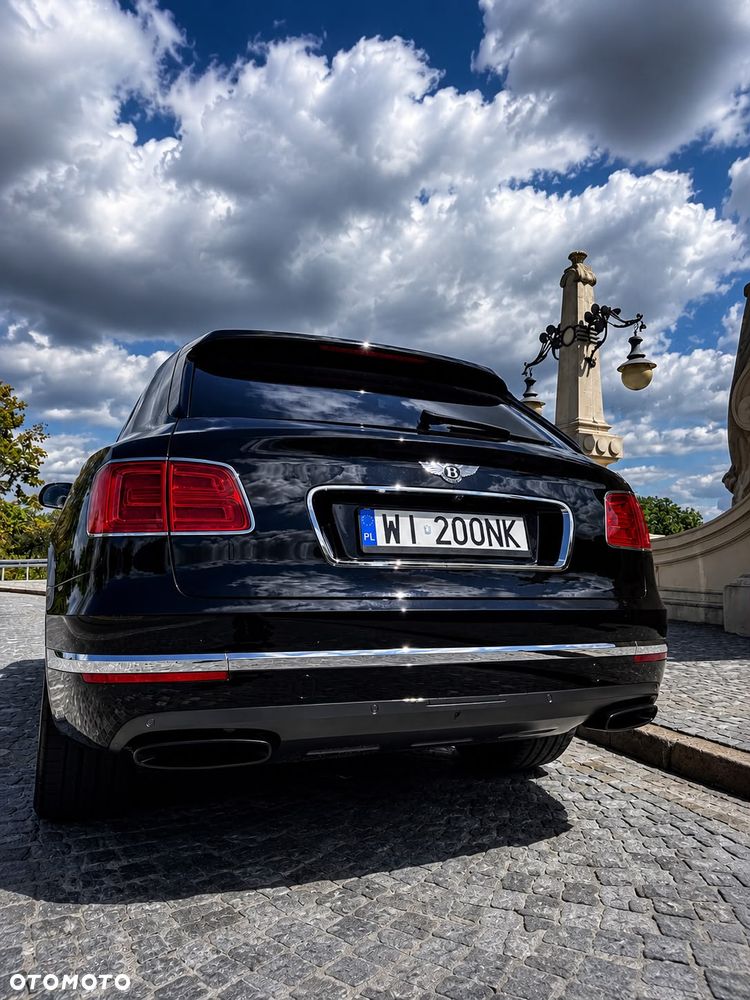 Bentley Bentayga - 8