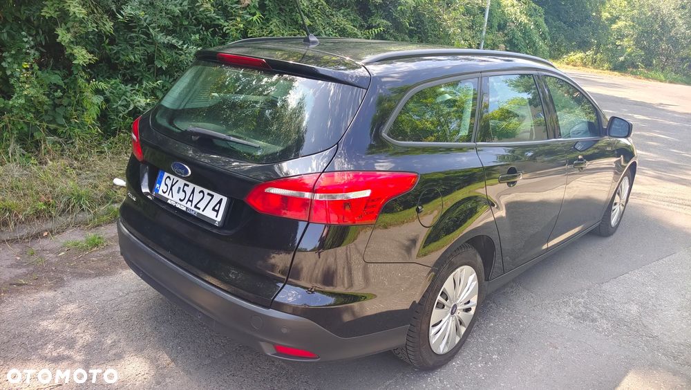 Ford Focus 1.5 TDCi Trend - 6