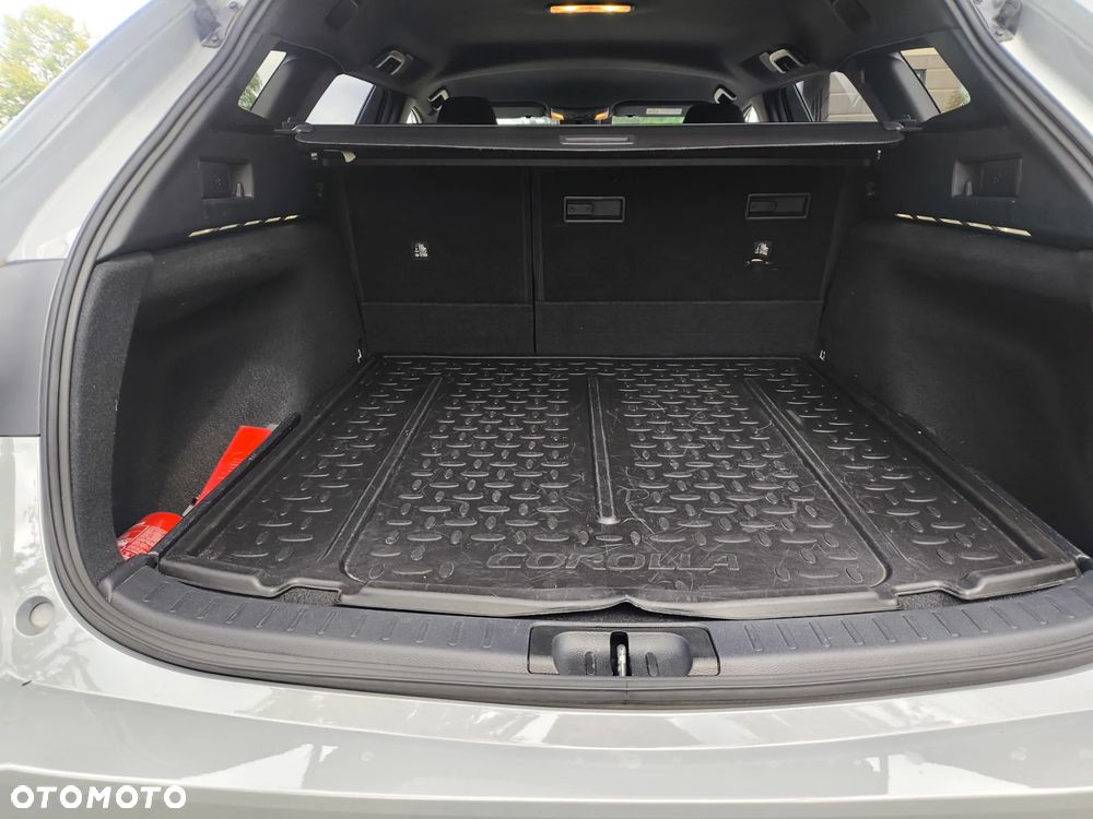Toyota Corolla 1.8 Hybrid Comfort - 19