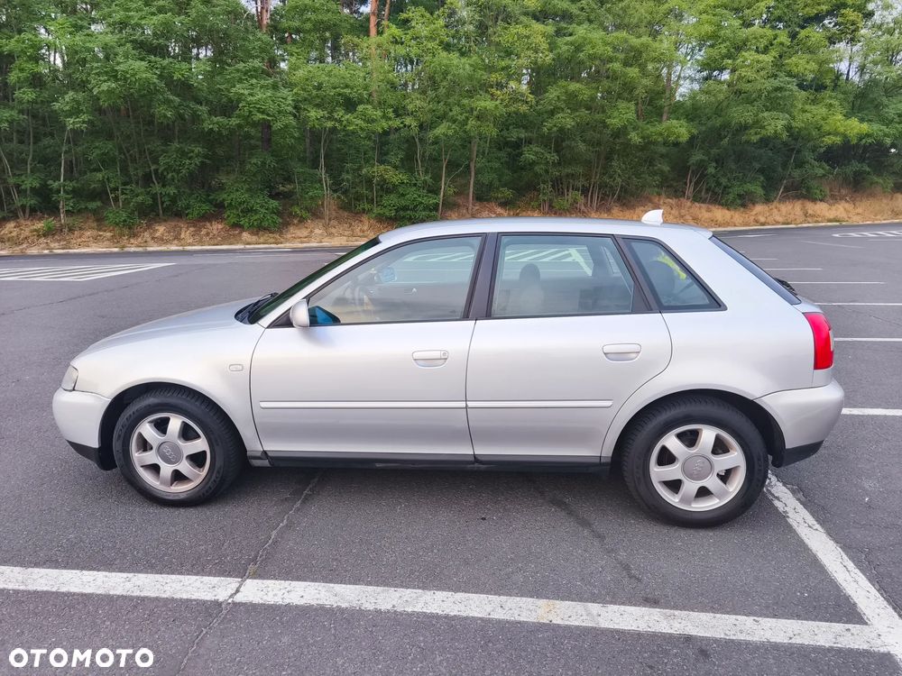 Audi A3 Sportback - 8