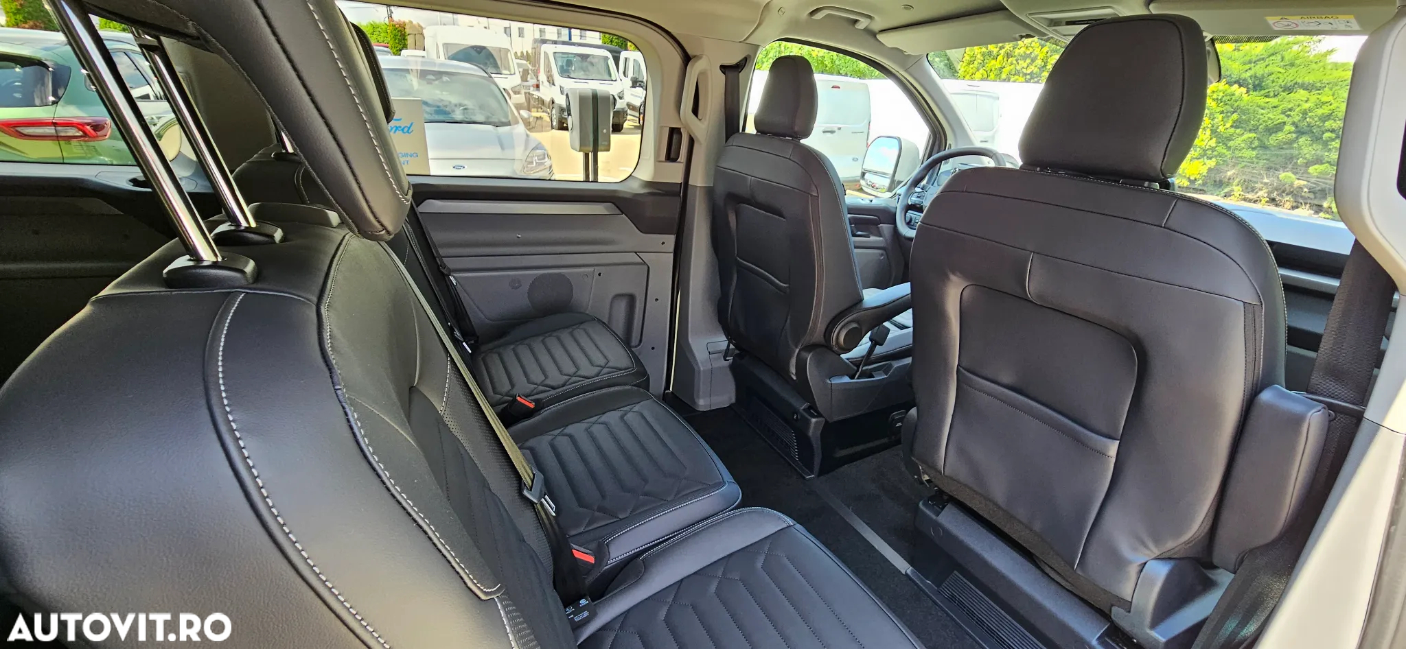 Ford Tourneo Custom Bus 320S 2.0 EcoBlue 170 CP 8AT L1H1 AWD Titanium X - 11