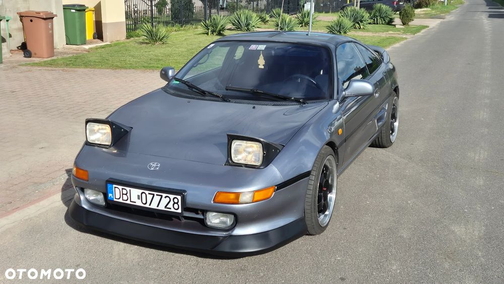 Toyota MR2 - 5