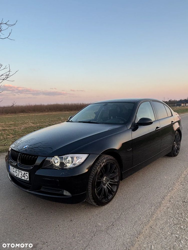 BMW Seria 3 318i - 13