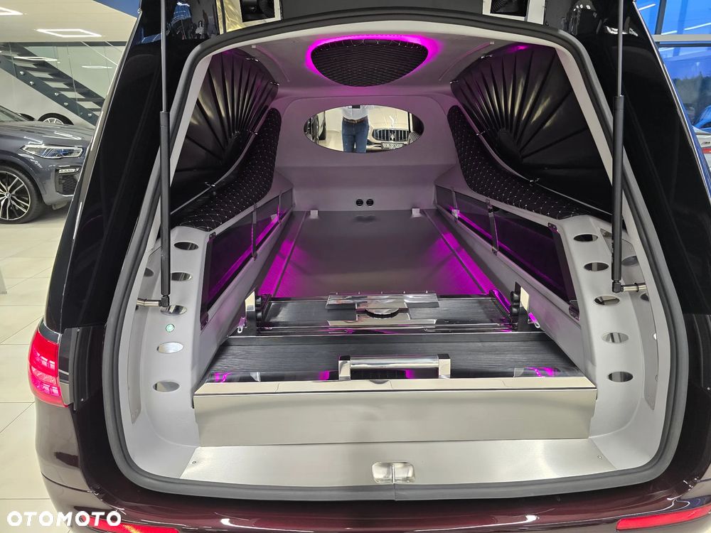 Mercedes-Benz Klasa E 200 Exclusive - 19