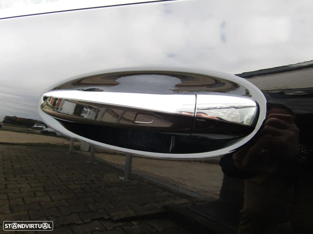 Mercedes-Benz E 200 AMG Line - 5