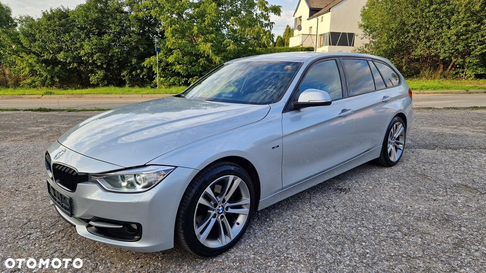 BMW Seria 3 320d Touring Sport Line
