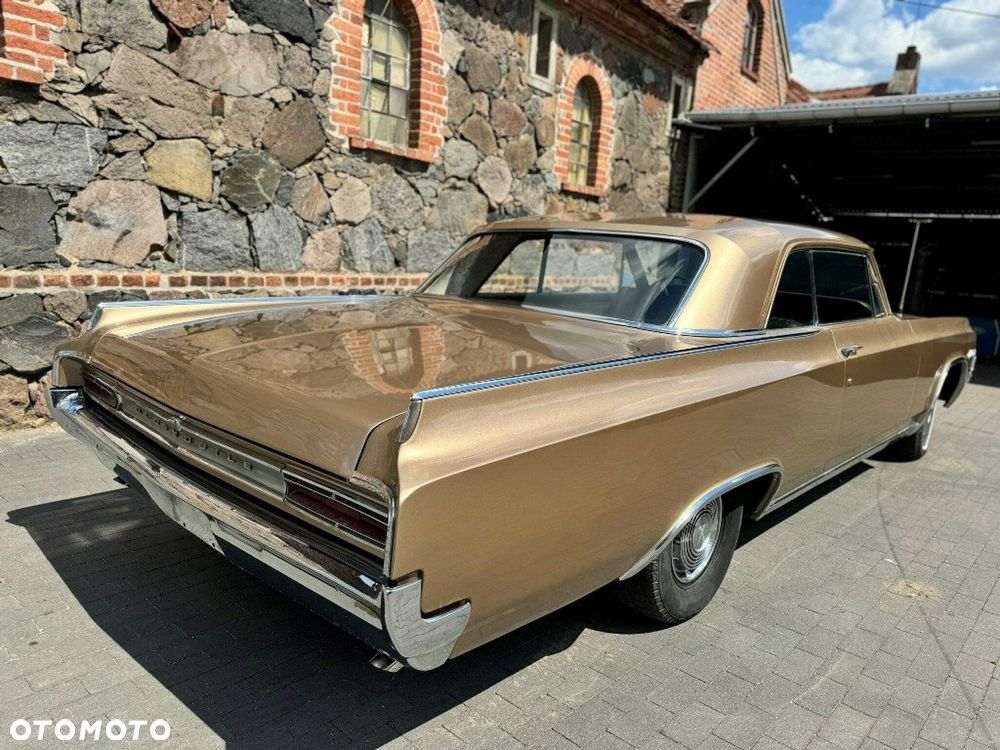 Oldsmobile Inny - 6