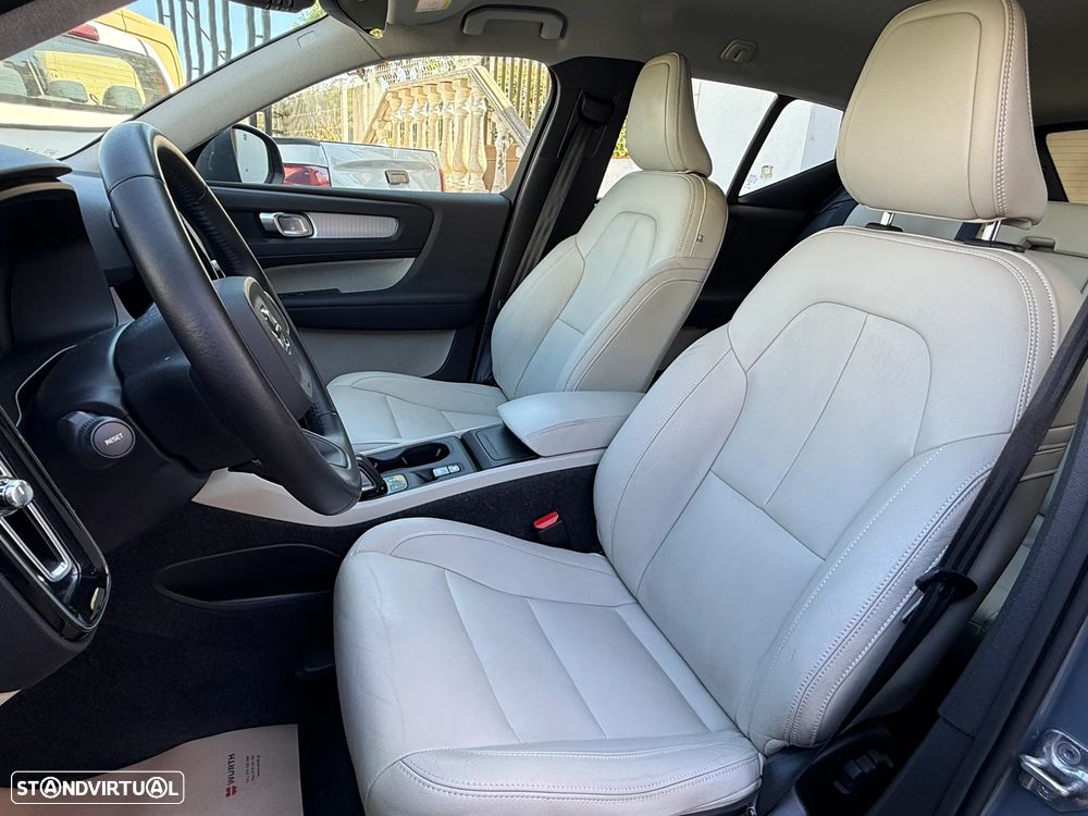 Volvo XC 40 2.0 D3 Momentum Plus Geartronic - 12