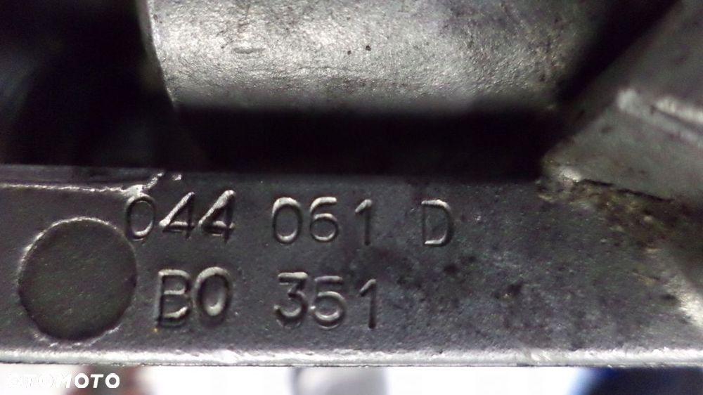 Przepustnica   VW TRANSPORTER T4 2.5b 044061D - 3