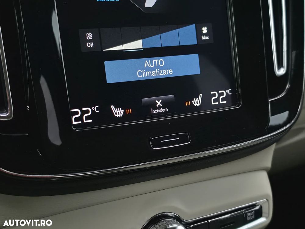 Volvo XC 40 D4 AWD Geartronic Inscription - 14