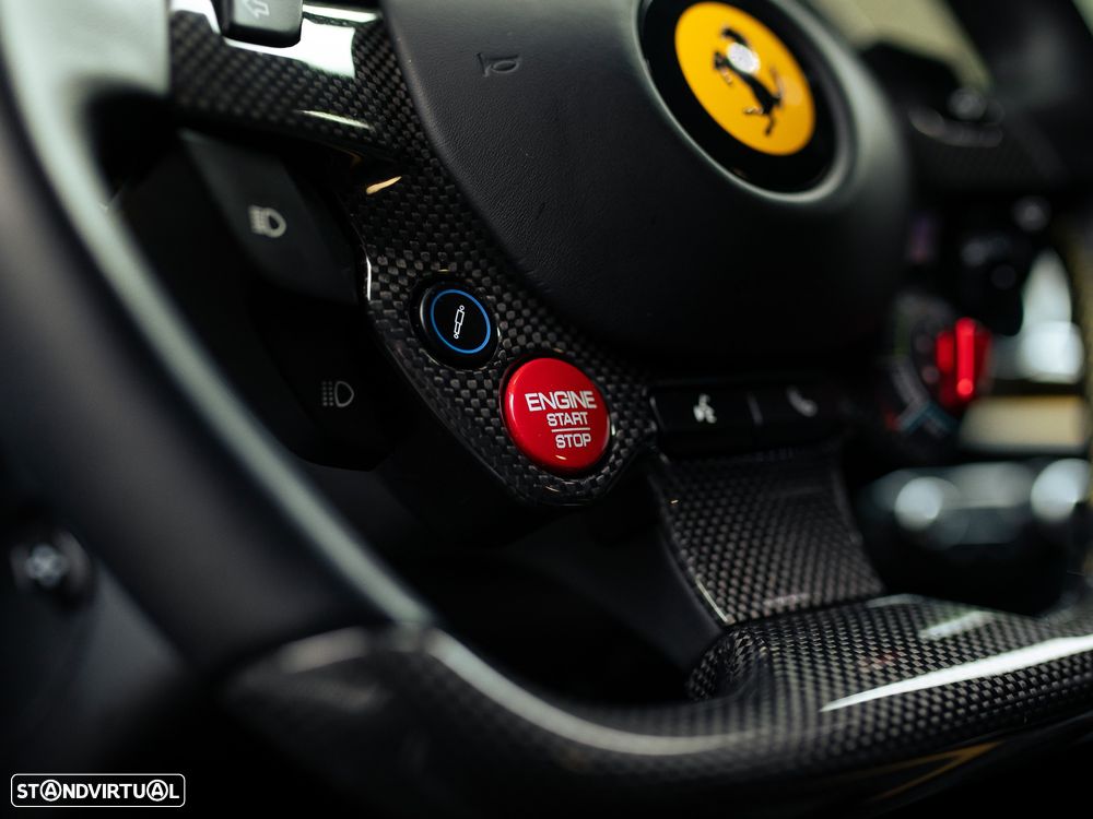 Ferrari 812 Superfast Standard - 36