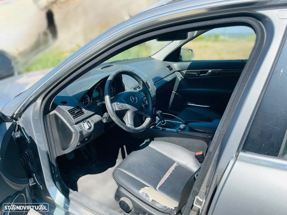 Mercedes-Benz C 200 - 6