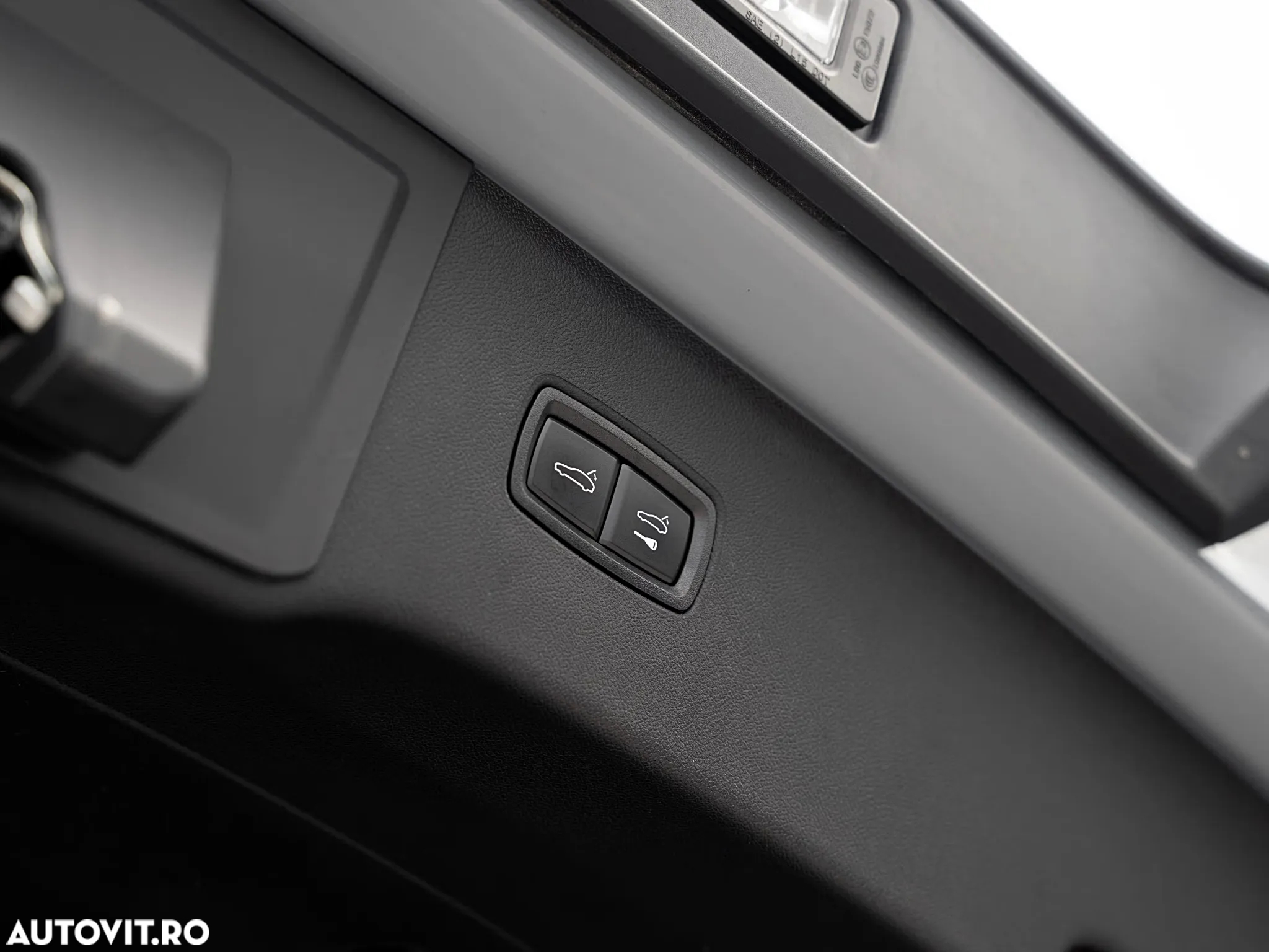 Porsche Cayenne Standard - 20