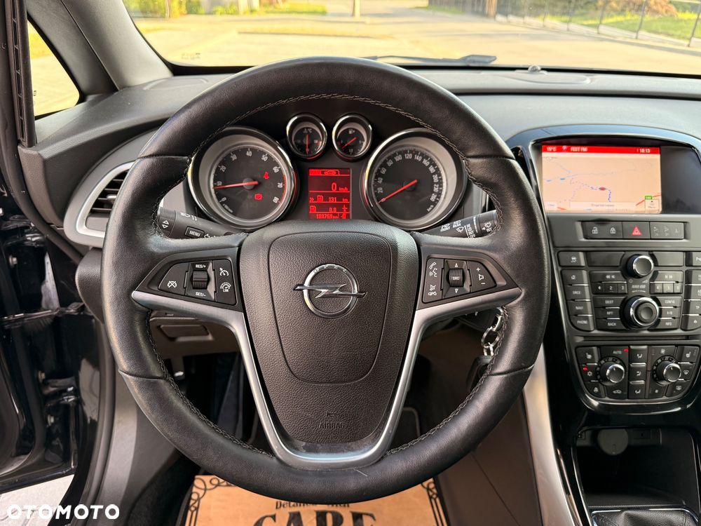 Opel Astra 1.4 T Essentia - 32