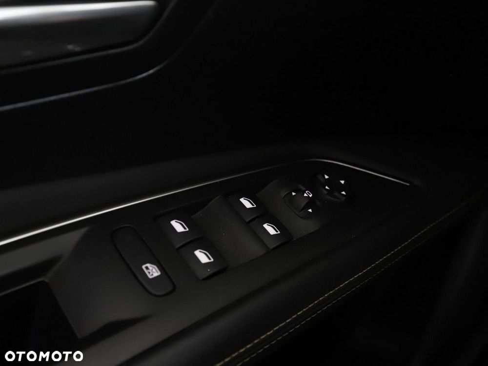 Peugeot 3008 HDi 150 Allure - 36