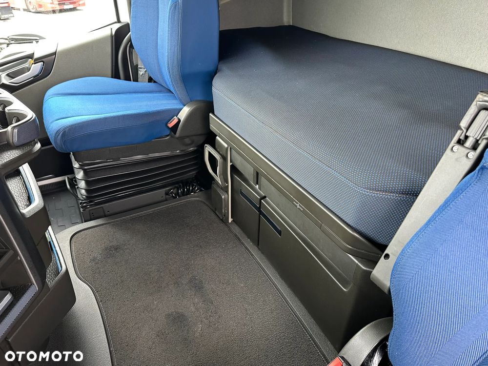 Volvo 2024 VOLVO FH 4x2 460KM I-Save Globetrotter XL!!! - 8