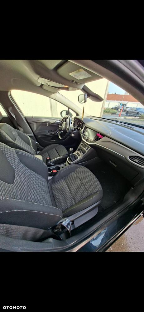 Opel Astra 1.6 CDTI Enjoy - 10