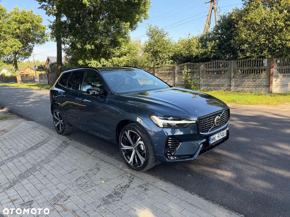 Volvo XC 60 B5 B AWD Plus Dark - 1