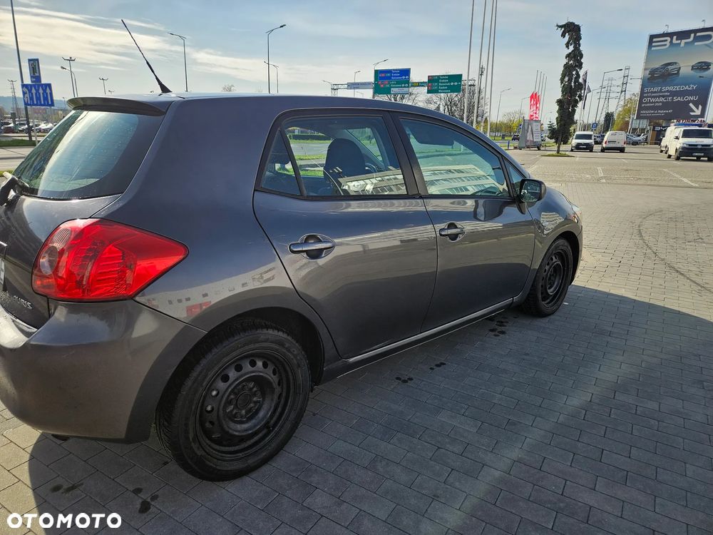 Toyota Auris 1.4 D-4D Premium MM - 3