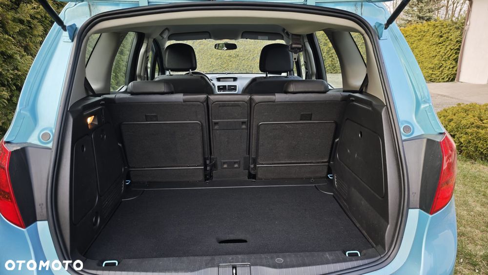 Opel Meriva - 11