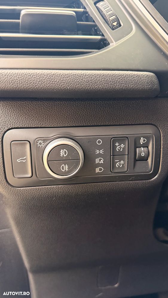 Ford Kuga 2.5 Duratec FHEV FWD Titanium - 12