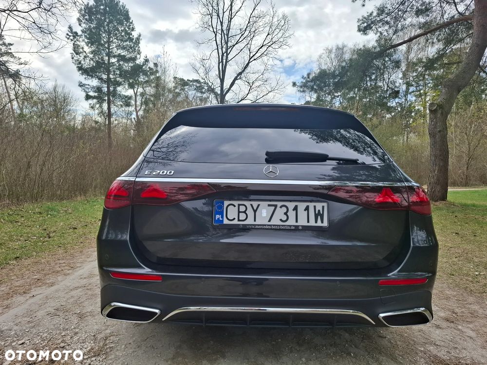 Mercedes-Benz Klasa E 200 9G-TRONIC Edition AMG Line - 12