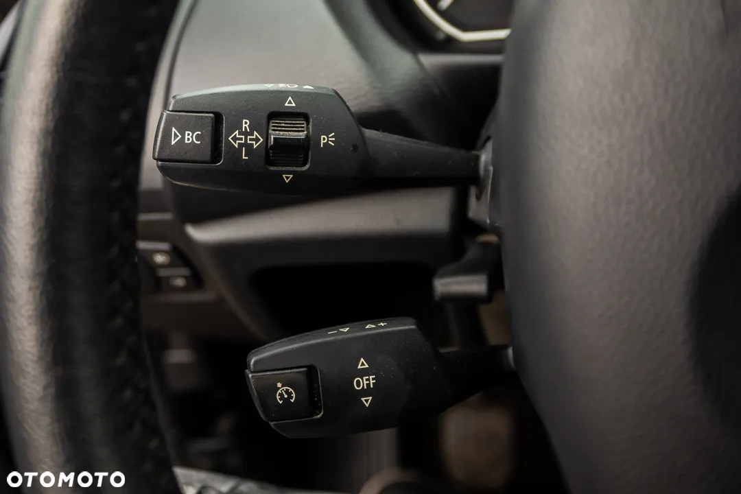 BMW Seria 1 118d DPF Edition Lifestyle - 24