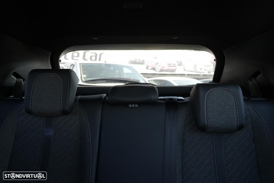 Peugeot 2008 PureTech 130 EAT8 Allure Pack - 19