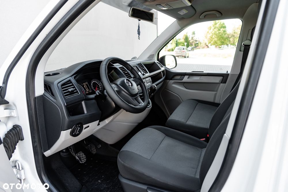 Volkswagen Transporter T6 - 18