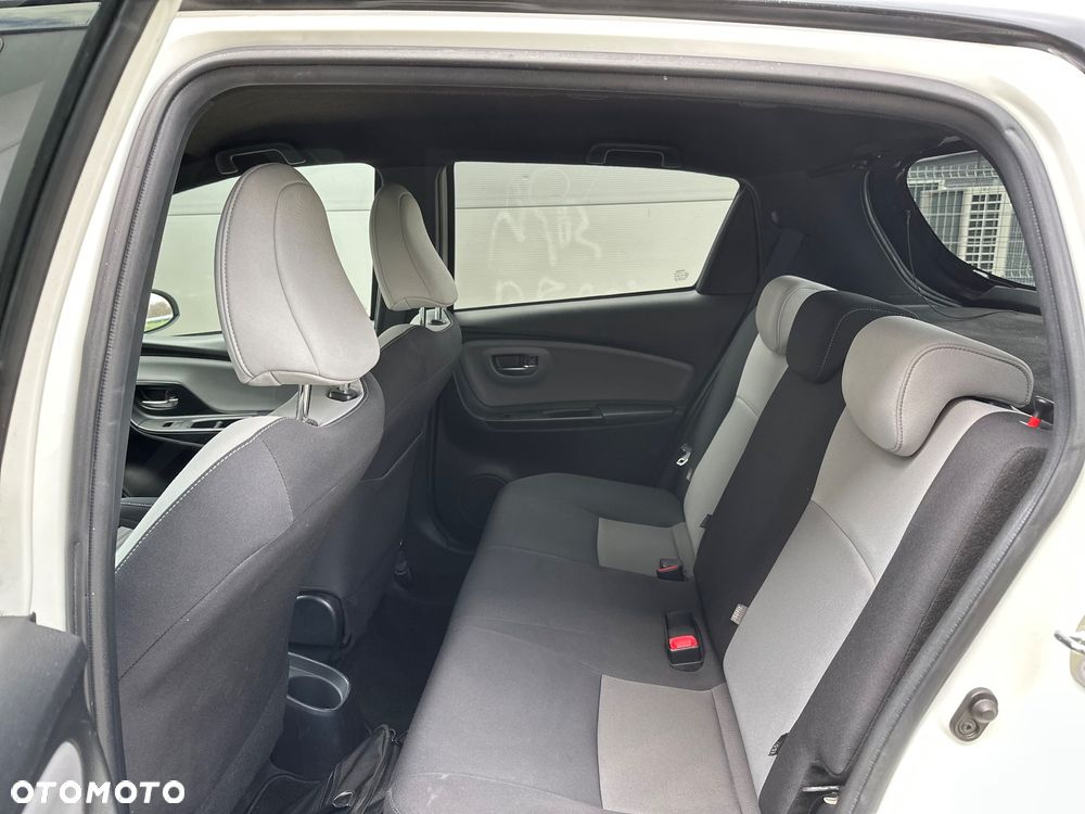 Toyota Yaris 1.33 VVT-i Edition - 27