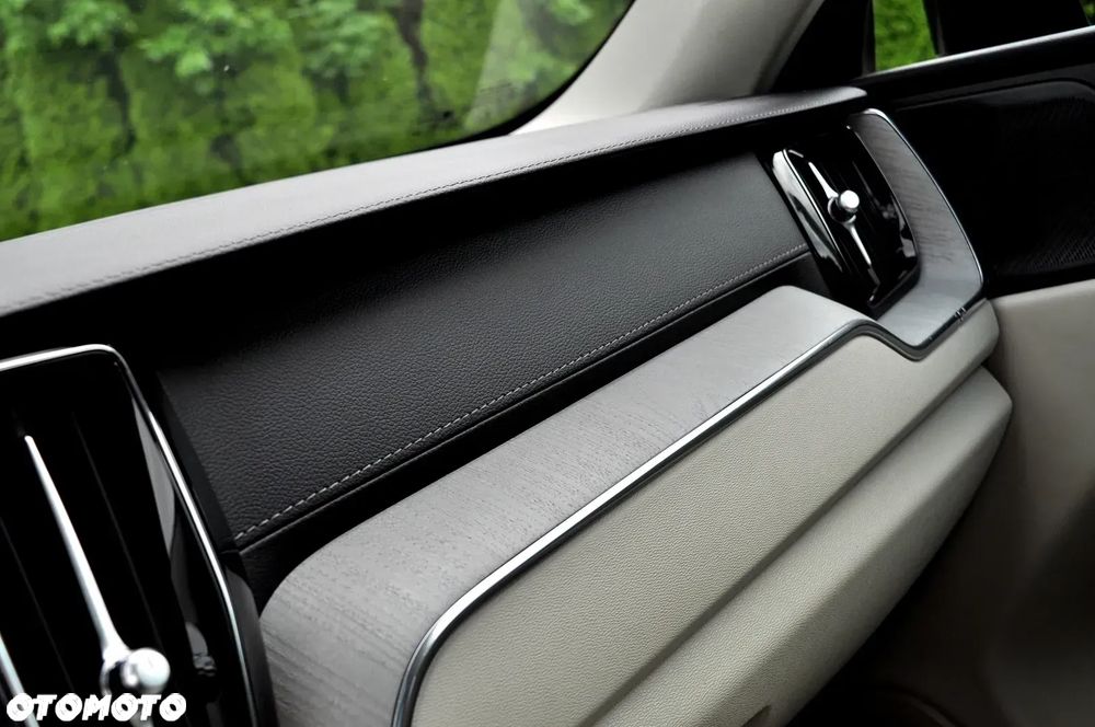 Volvo XC 60 B4 D Geartronic RDesign - 40