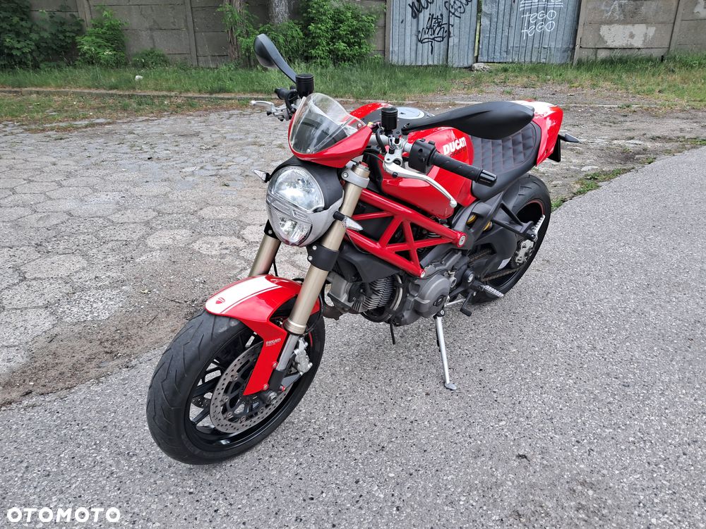 Ducati Monster - 4