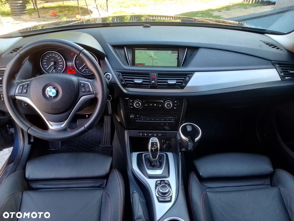BMW X1 xDrive20d Sport Line - 13