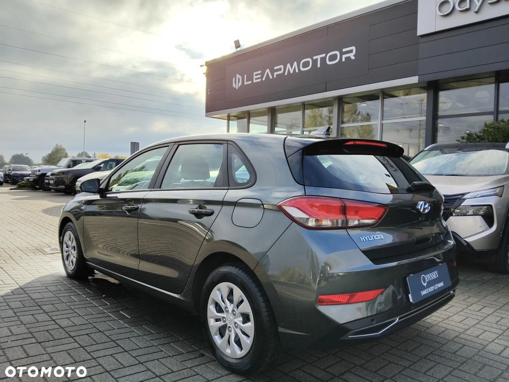 Hyundai i30 1.5 T-GDI 48V Modern - 4