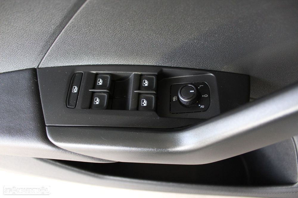 VW T-Cross 1.0 TSI Life - 15