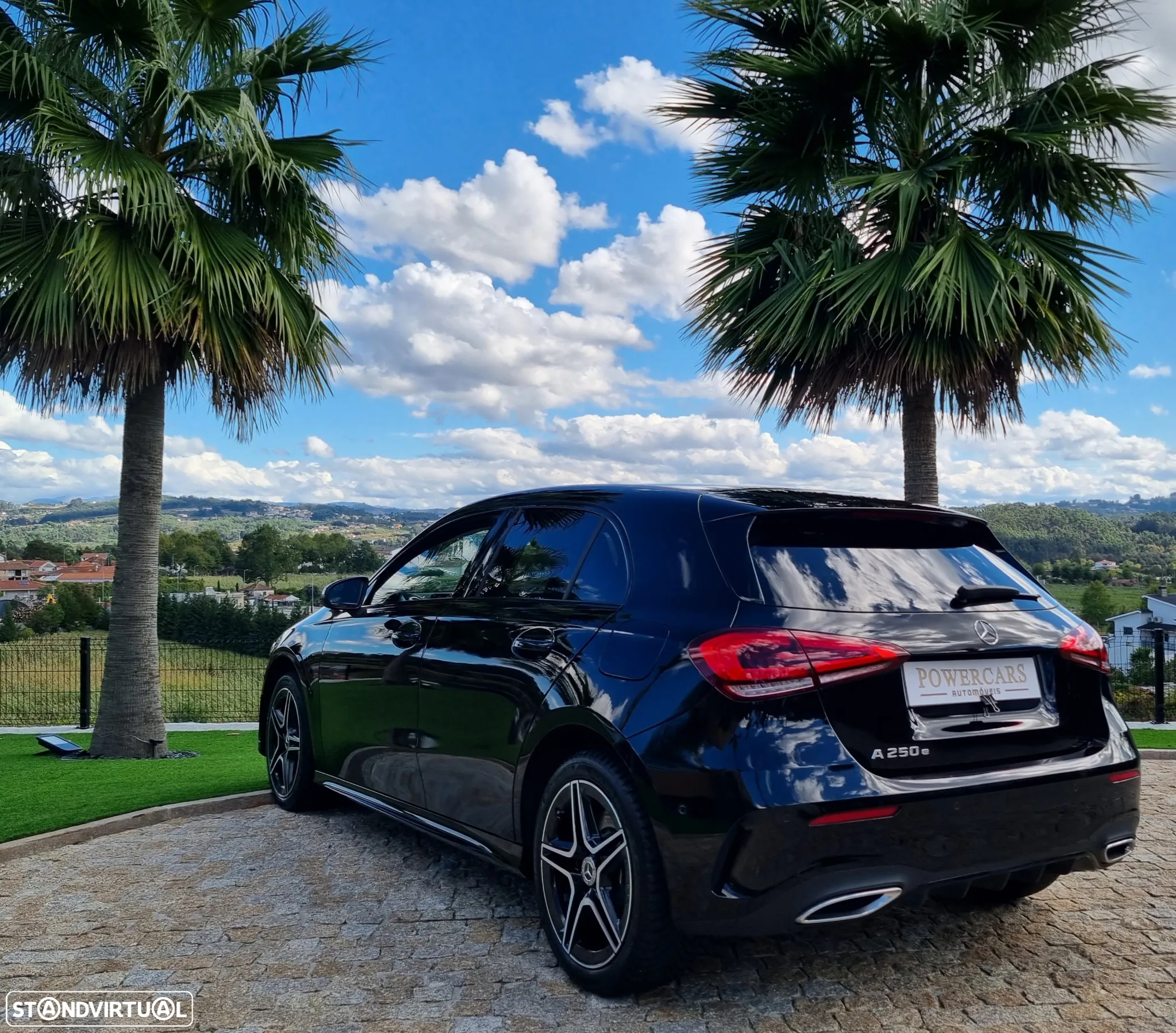 Mercedes-Benz A 250 e AMG Line - 4