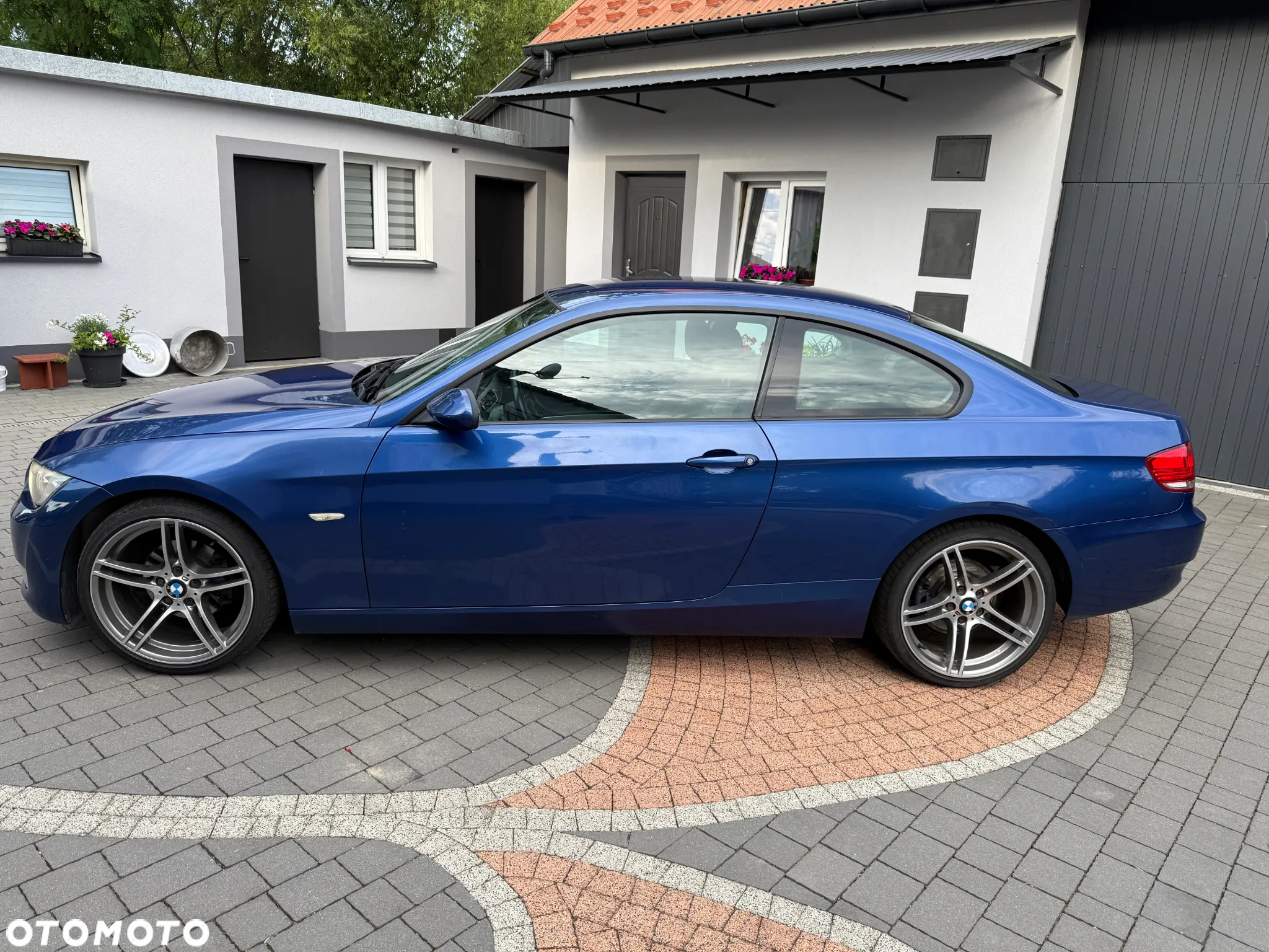 BMW Seria 3 320i Coupe - 8