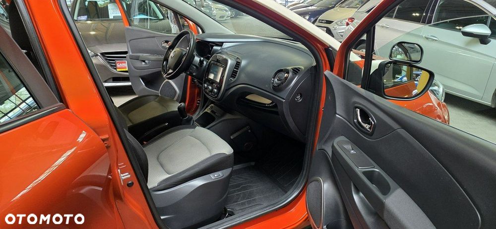 Renault Captur - 16