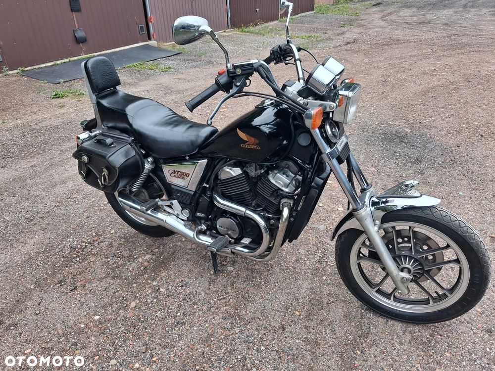 Honda VT - 1
