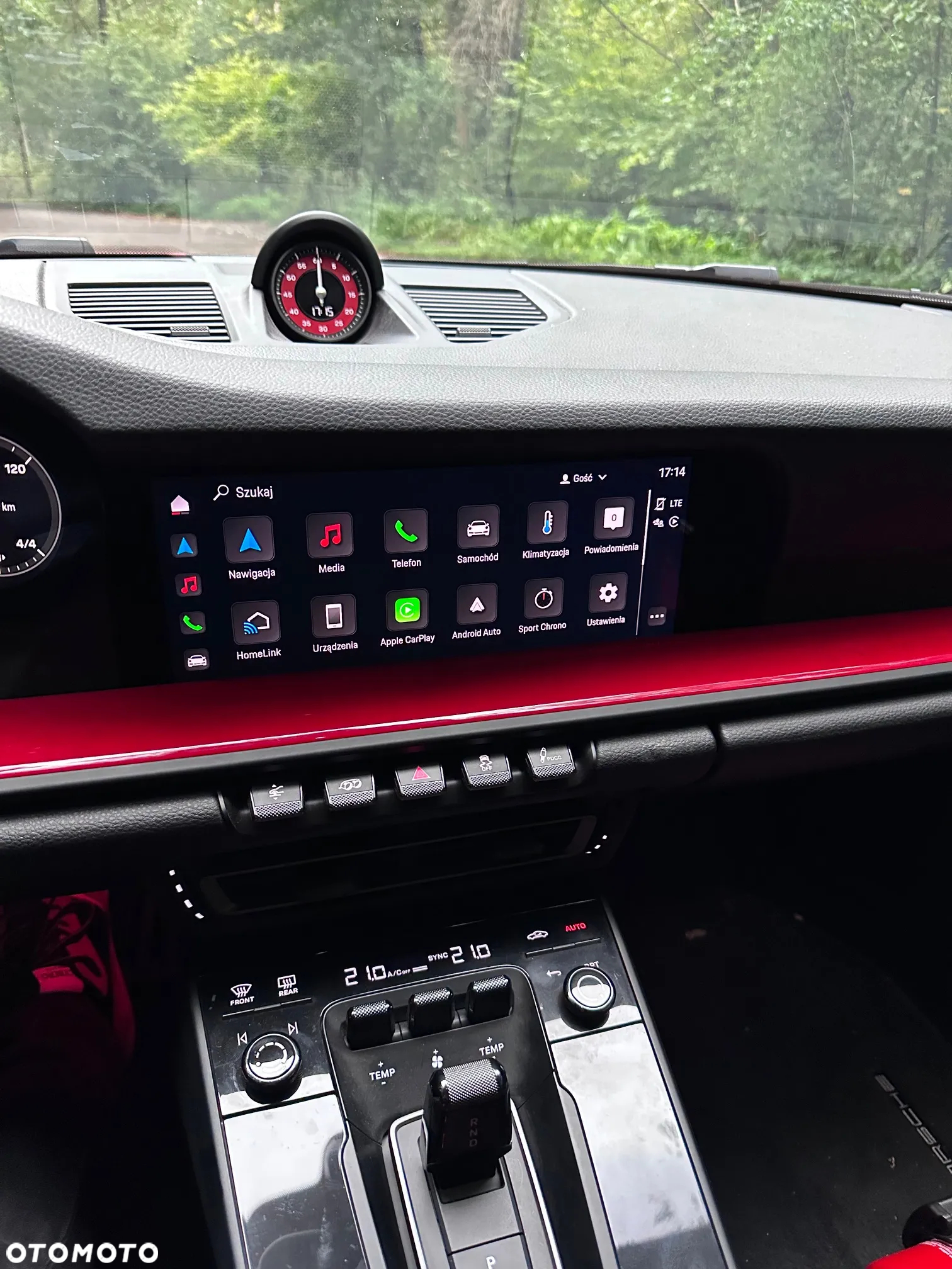 Porsche 911 Carrera GTS - 14