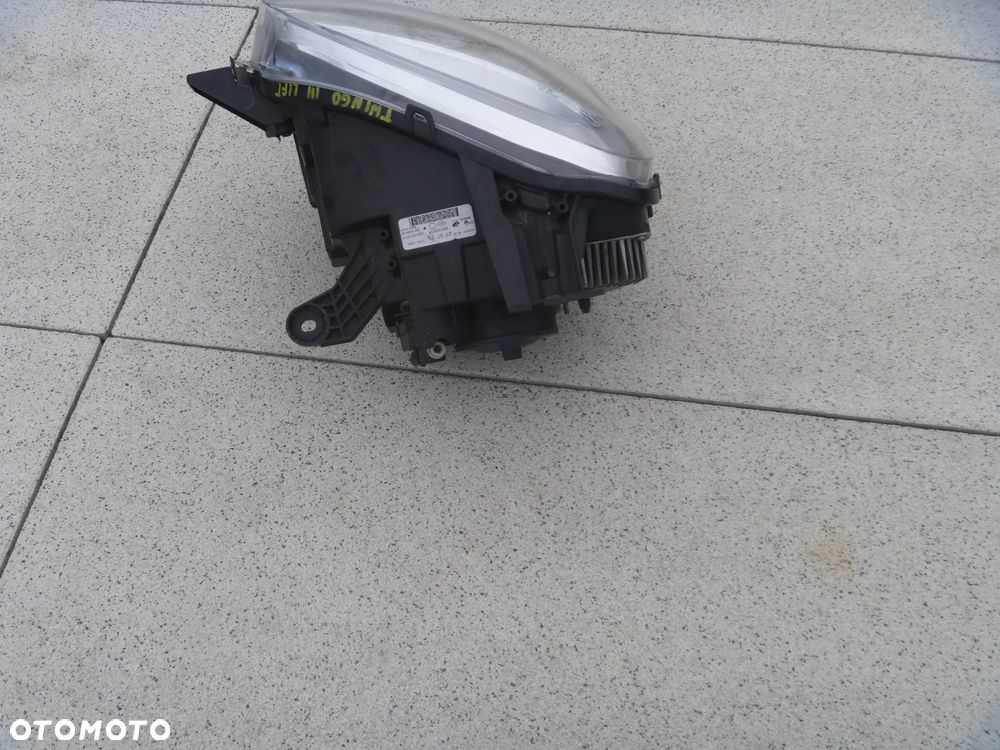 RENAULT TWINGO 3 III LIFT 19-24 LAMPA ZWYKŁA LED ORG 260105001R EUROPA - 4