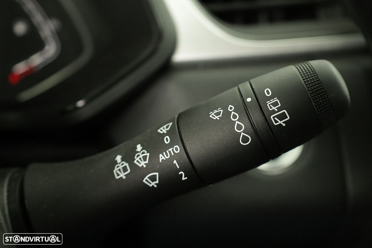 Renault Captur 1.0 TCe Techno Bi-Fuel - 16