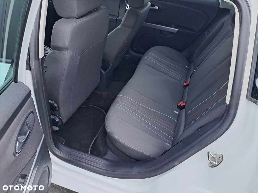 Seat Leon 1.6 TDI DPF Ecomotive Style Copa - 19