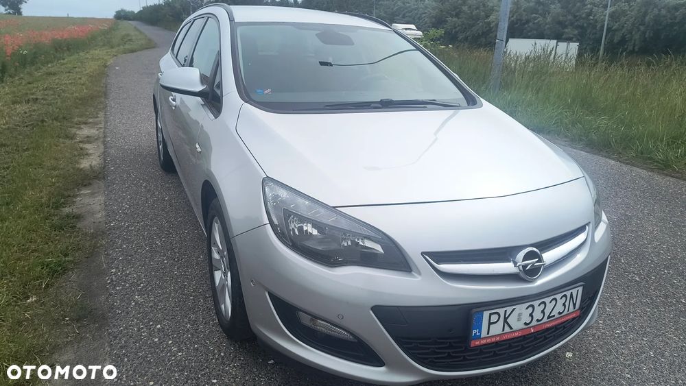 Opel Astra 1.6 CDTI DPF ecoFLEX TourerStart/Stop Edition - 2
