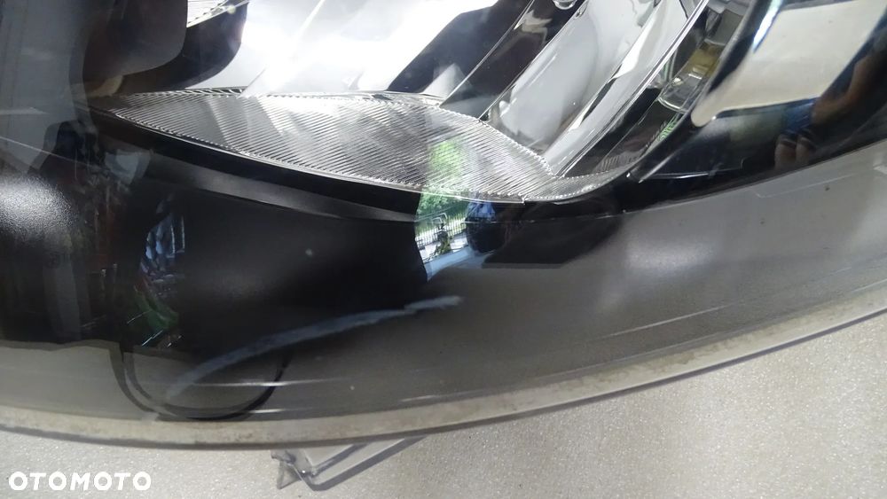 VW T5 7E1 LIFT - lampa przednia lewa - 5