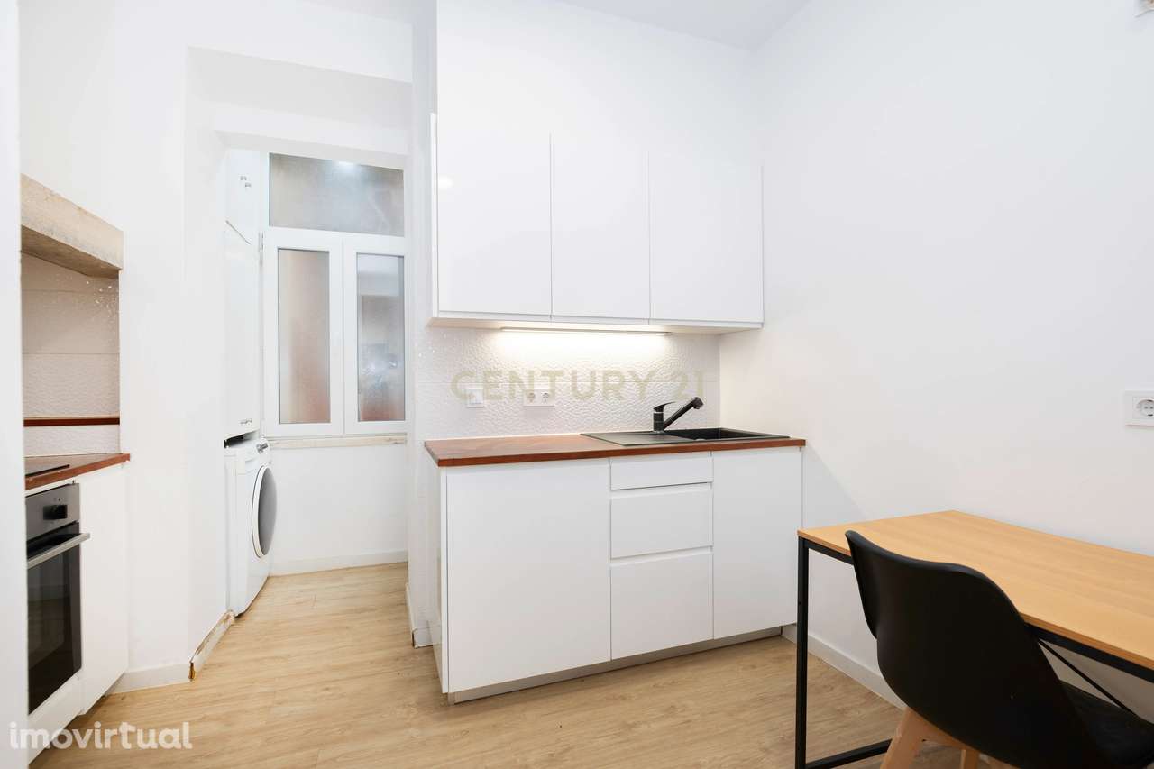 Apartamento T2 em Algés - Oeiras - Lisboa - Grande imagem: 3/20