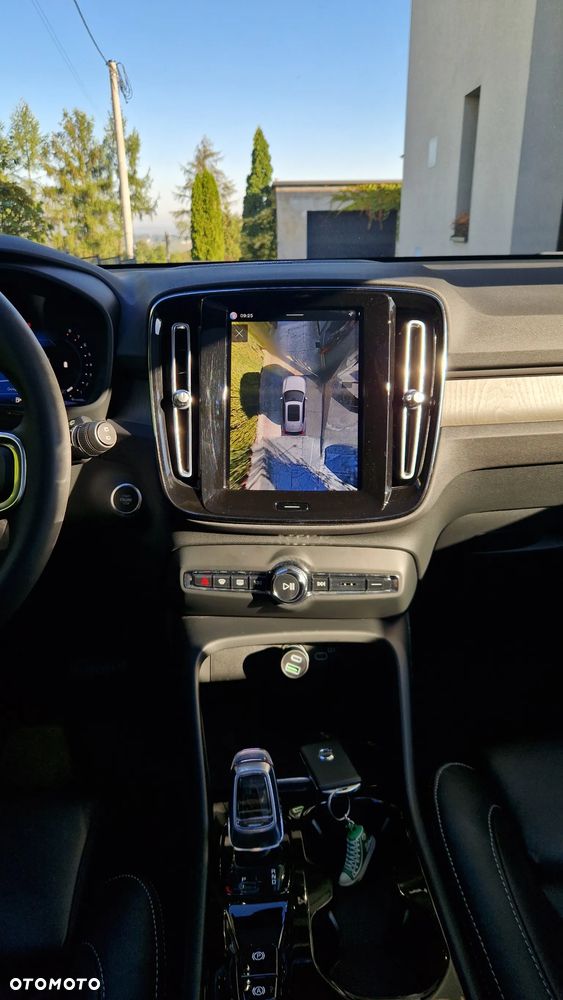 Volvo XC 40 B5 AWD Ultimate Dark - 13