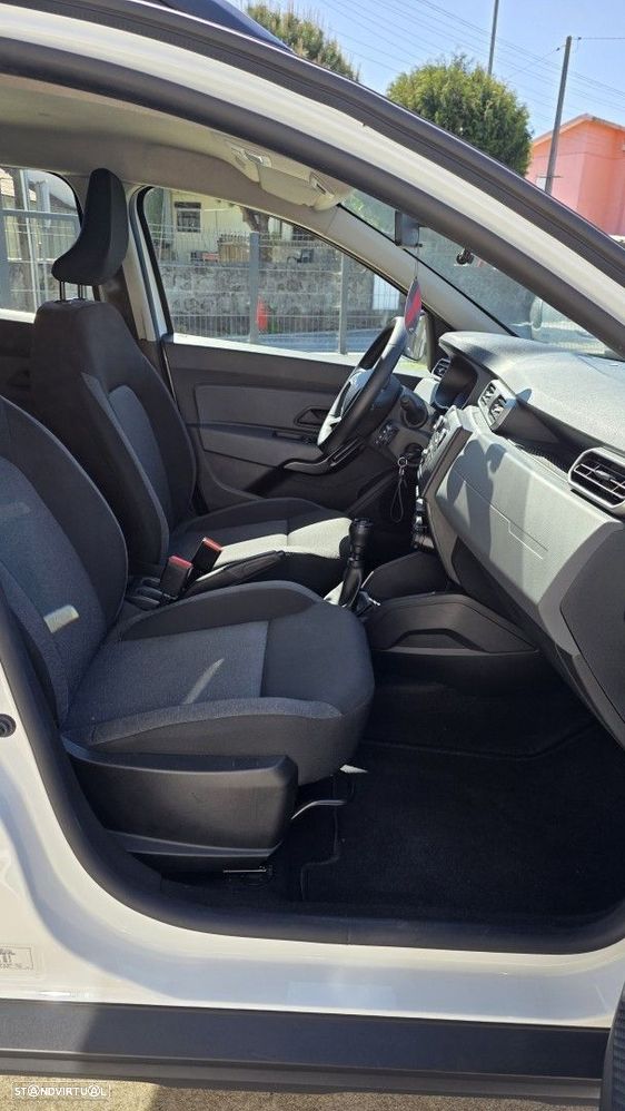 Dacia Duster 1.0 TCe Essential - 11