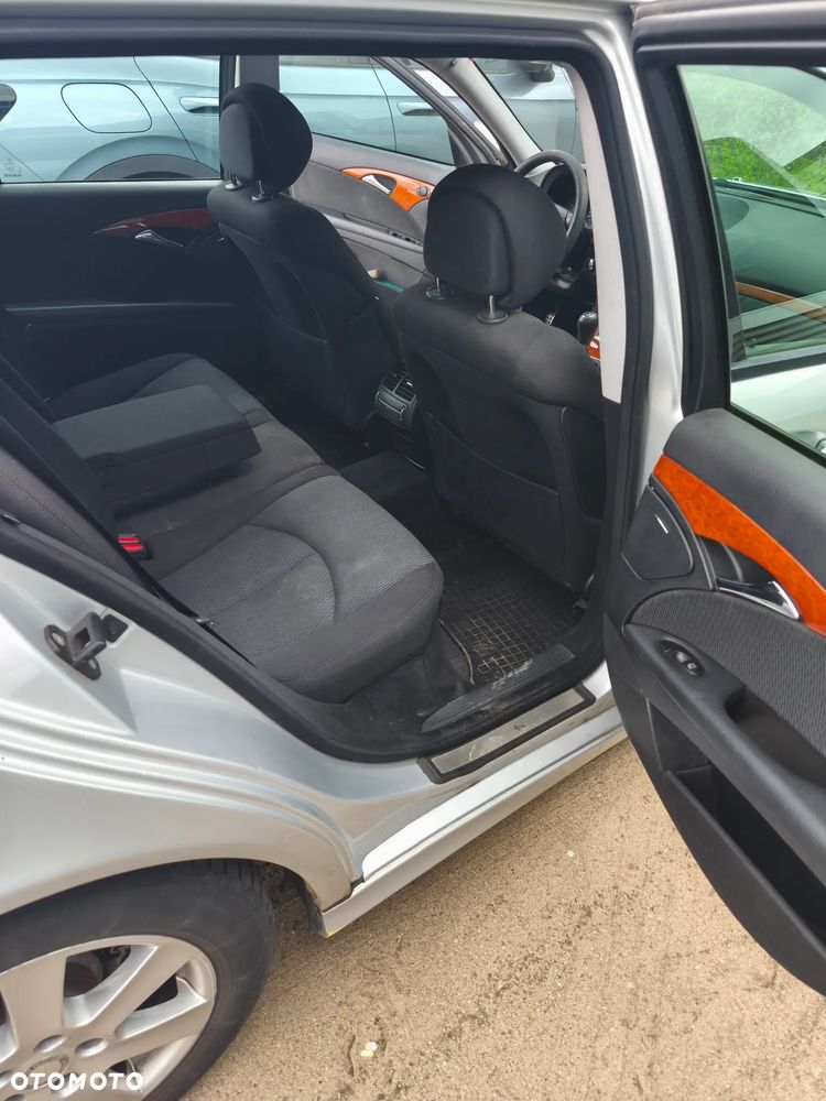 Mercedes-Benz Klasa E 220 CDI Classic - 8