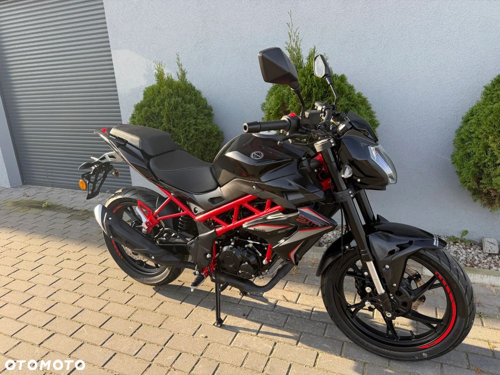 Benelli BN 125 - 38